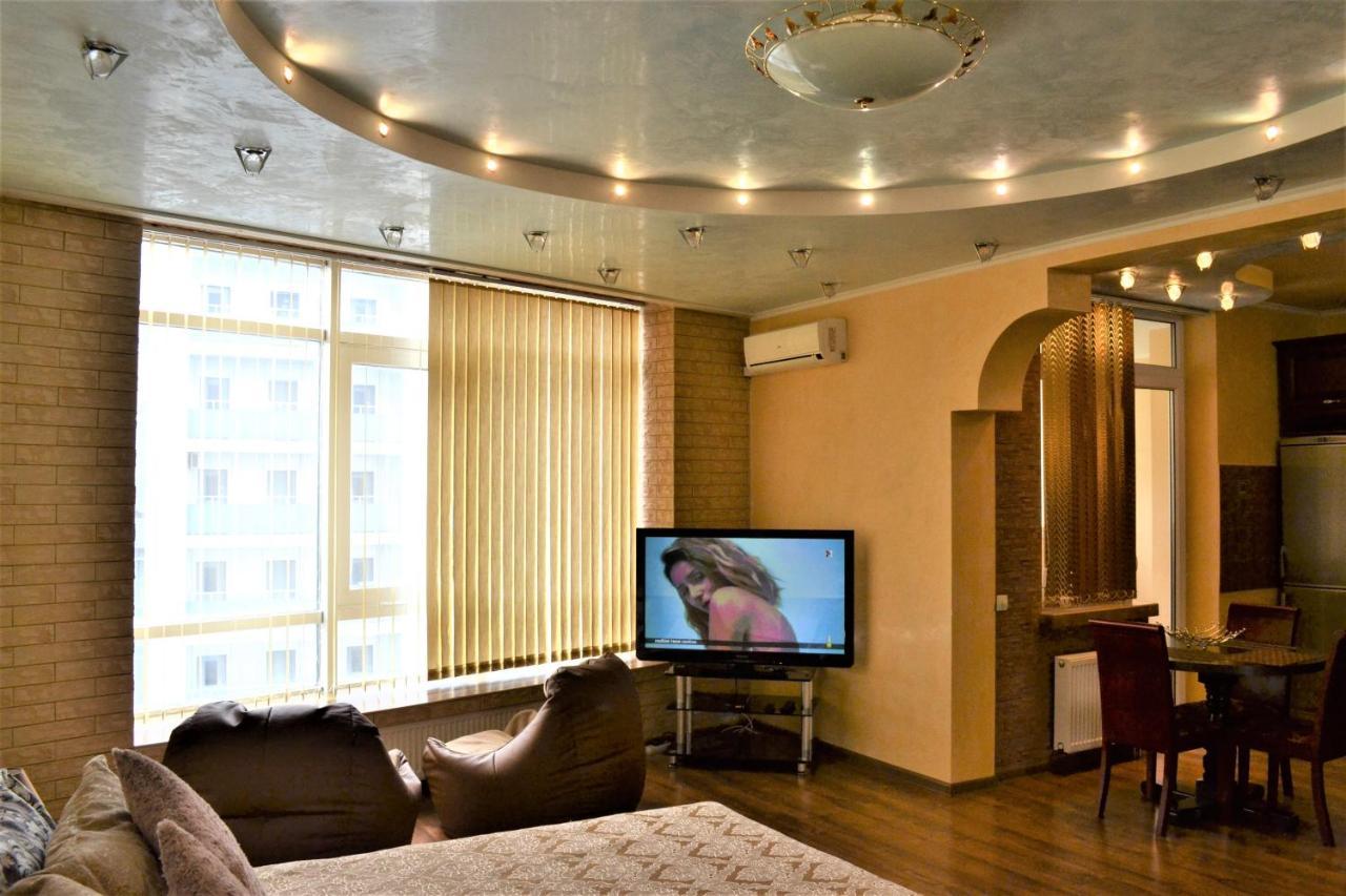Vip Апартаменти З Видом На Озеро Kyiv Exterior photo